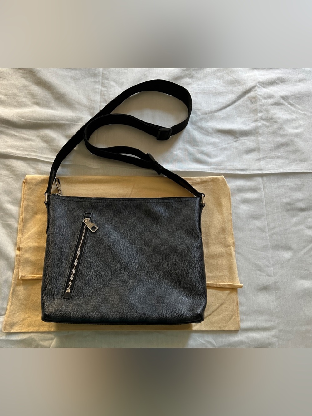 Louis Vuitton Mick Messenger Bag Damier Graphite PM